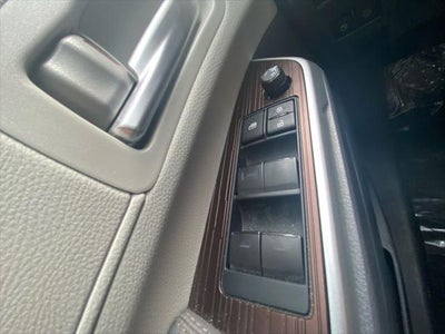 2024 Toyota Sienna XLE 8 Passenger