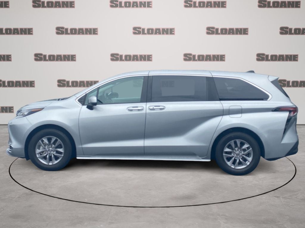 2023 Toyota Sienna XLE 7 Passenger