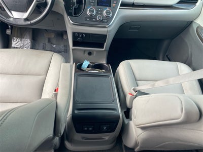 2019 Toyota SIENNA XLE 3.5L Limited 7 Passenger