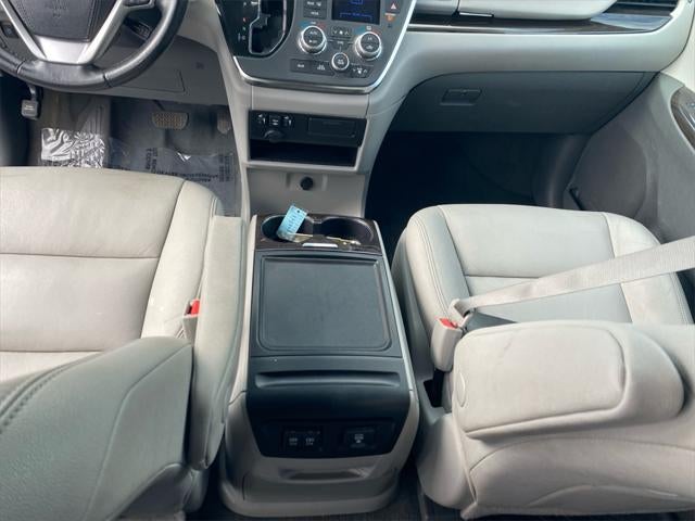 2019 Toyota SIENNA XLE 3.5L Limited 7 Passenger