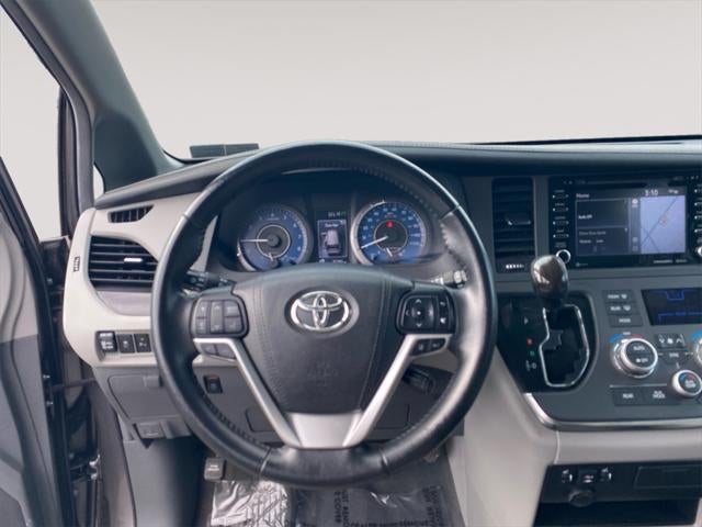 2019 Toyota SIENNA XLE 3.5L Limited 7 Passenger