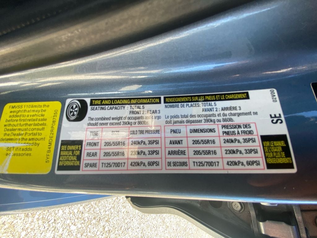 2024 Toyota COROLLA LE