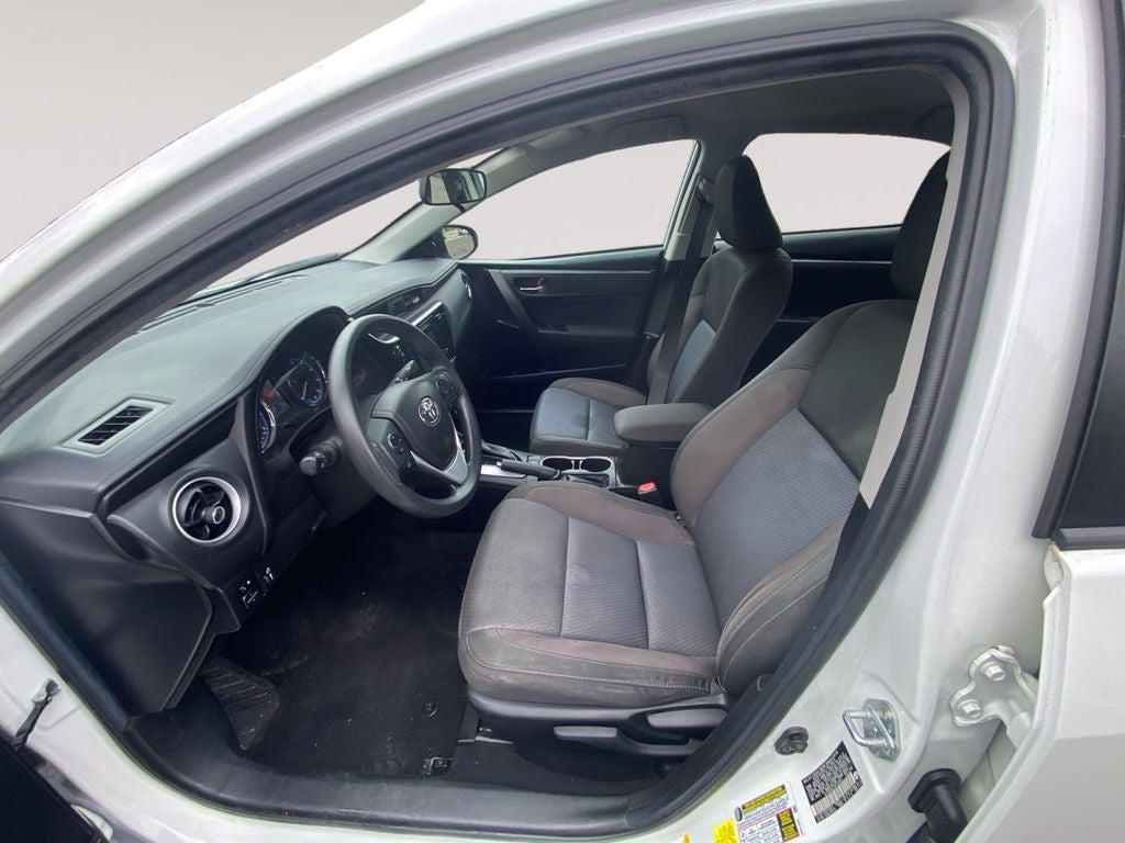 2017 Toyota COROLLA LE