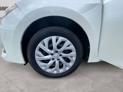 2017 Toyota COROLLA LE