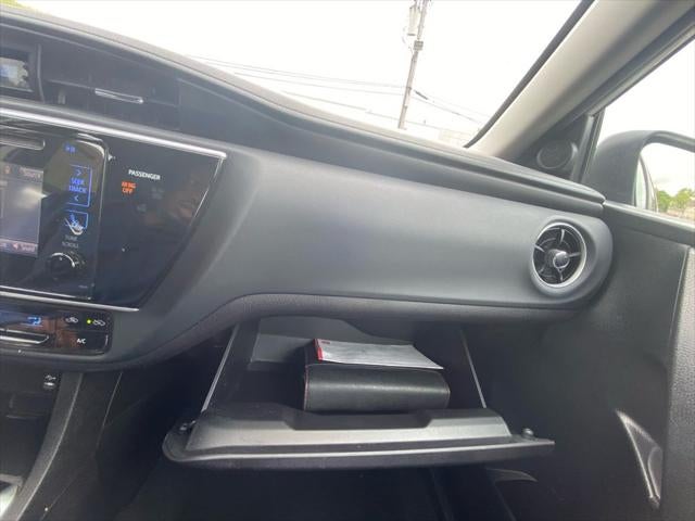 2017 Toyota COROLLA LE