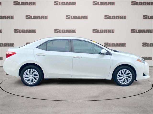 2017 Toyota COROLLA LE