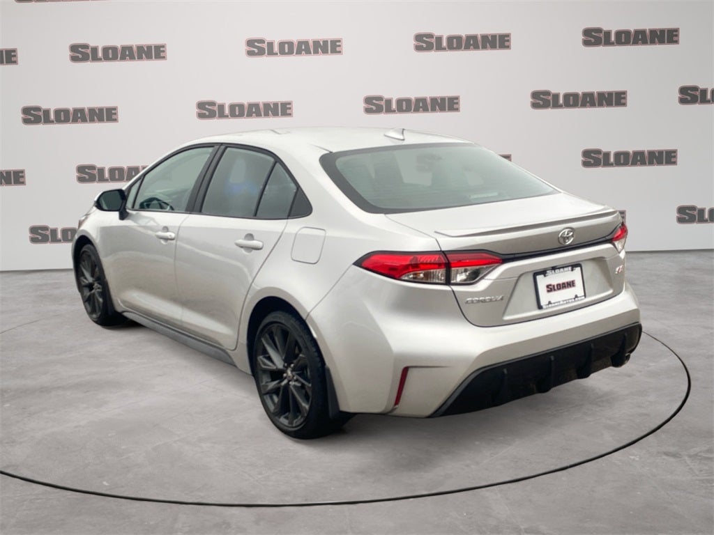 2025 Toyota COROLLA SE