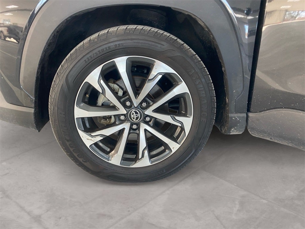 2024 Toyota Corolla Cross XLE