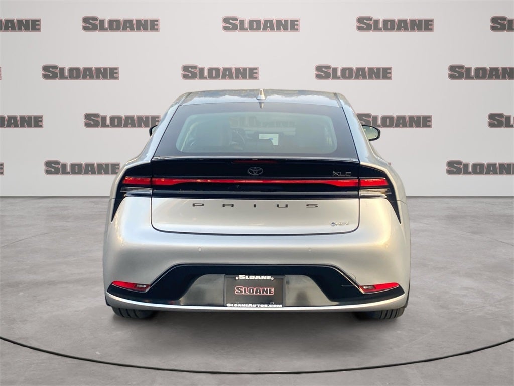 2023 Toyota PRIUS XLE