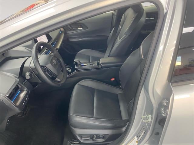 2023 Toyota PRIUS XLE