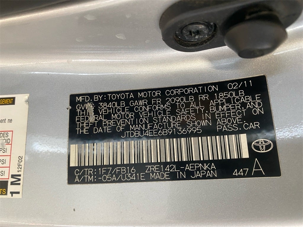 2011 Toyota COROLLA LE