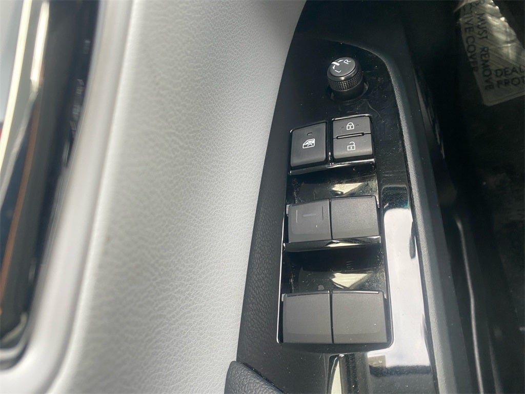 2021 Toyota PRIUS XLE AWD-e