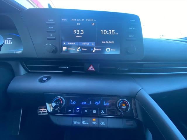 2025 Hyundai Elantra SEL Sport