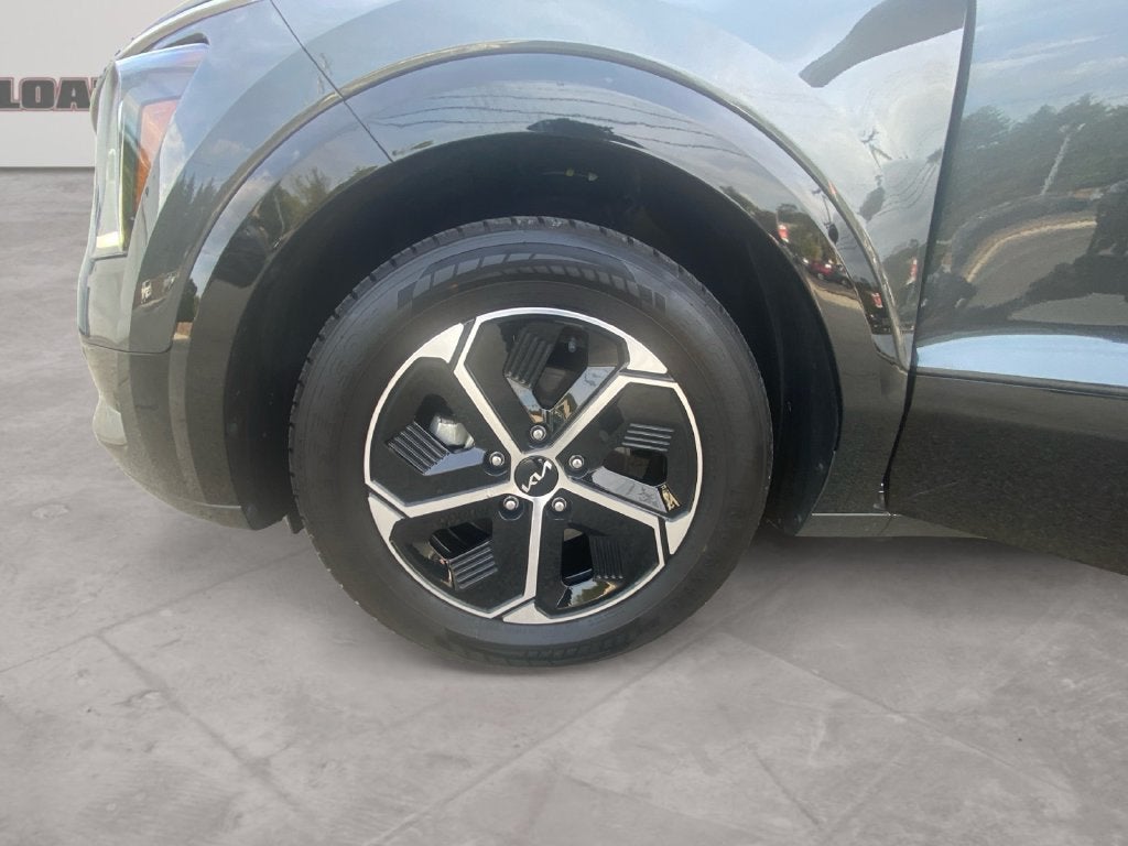 2023 Kia Niro SX