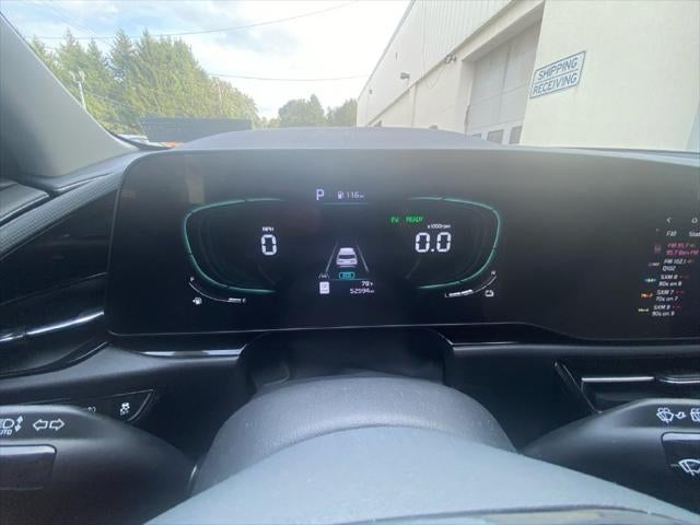 2023 Kia Niro SX
