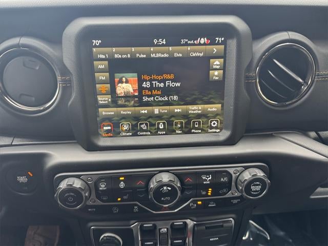 2022 Jeep Wrangler Unlimited Sahara High Altitude