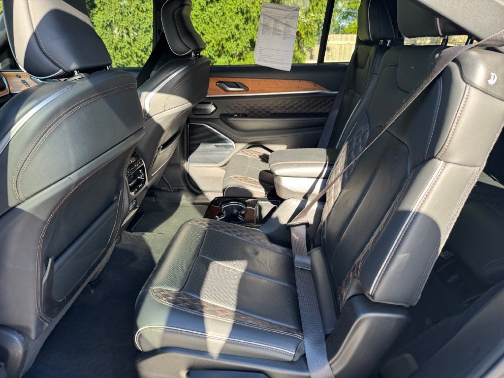 2023 Jeep Grand Cherokee L Summit