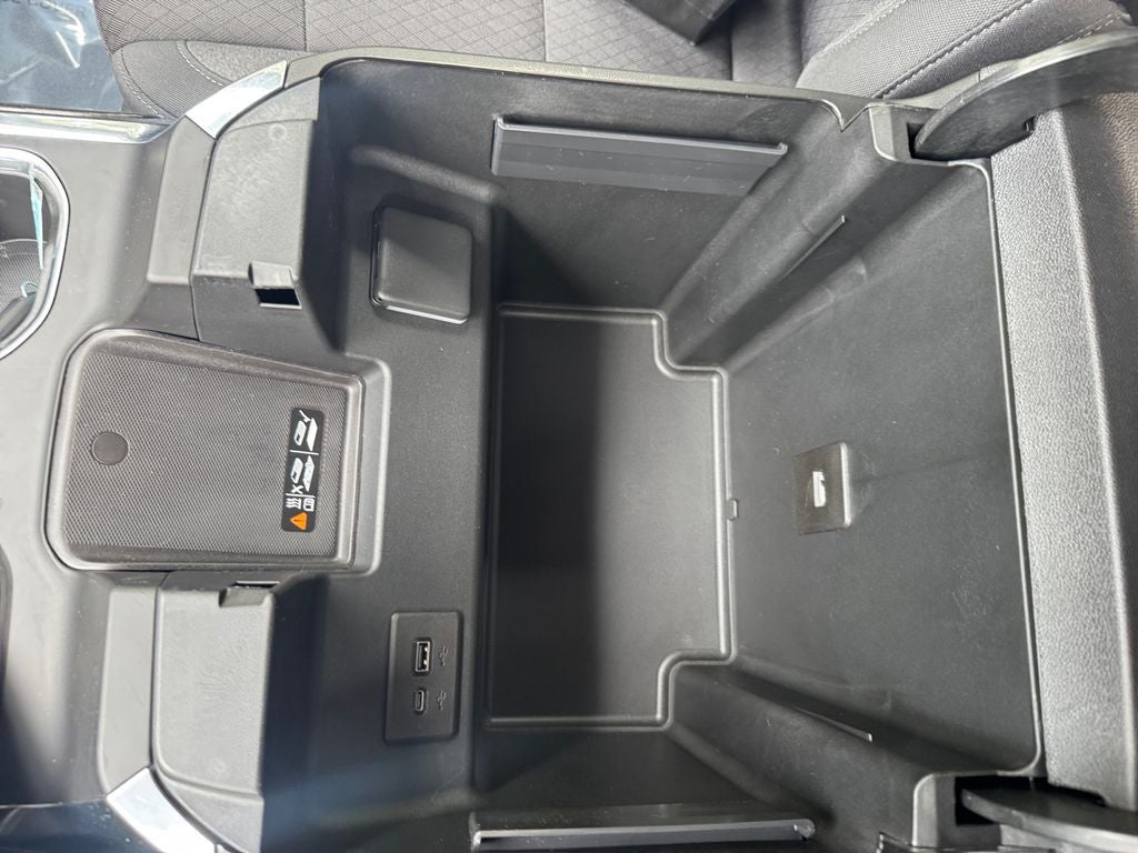 2023 Chevrolet Silverado RST