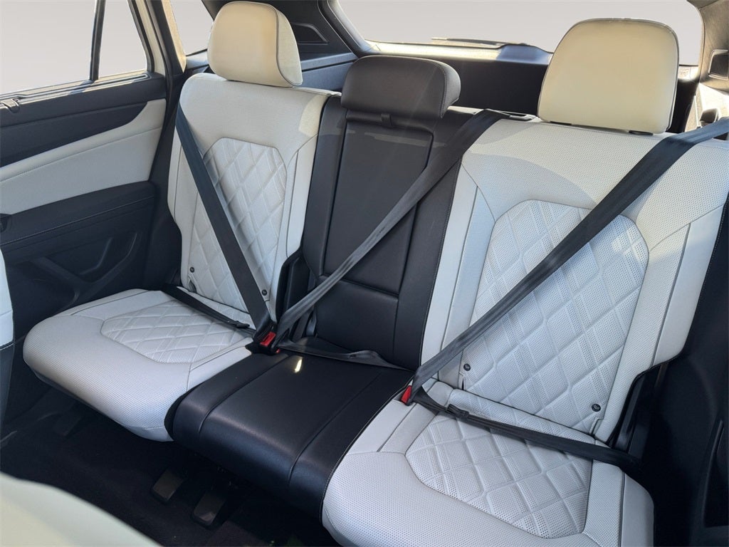 2024 Volkswagen Atlas Cross Sport 2.0T SEL Premium R-Line