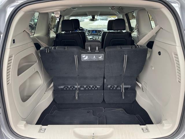 2020 Chrysler Pacifica Touring L