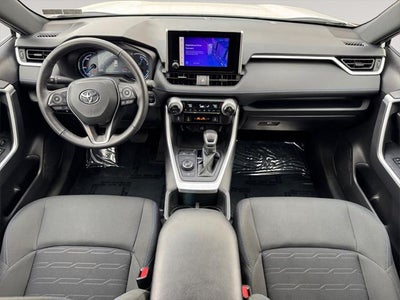 2024 Toyota RAV4 HYBRID SE