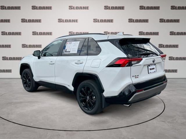 2024 Toyota RAV4 HYBRID SE