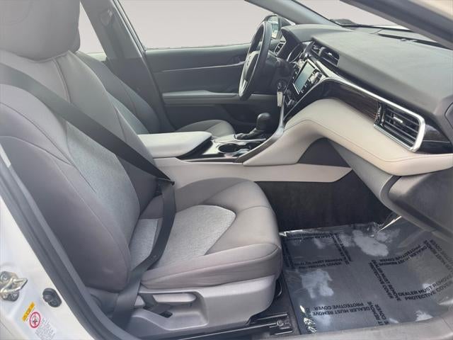 2018 Toyota CAMRY LE