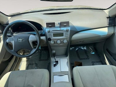 2011 Toyota CAMRY LE