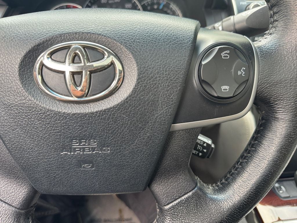 2012 Toyota CAMRY XLE