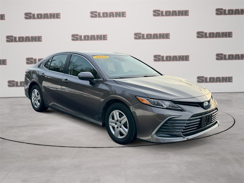 2024 Toyota CAMRY LE