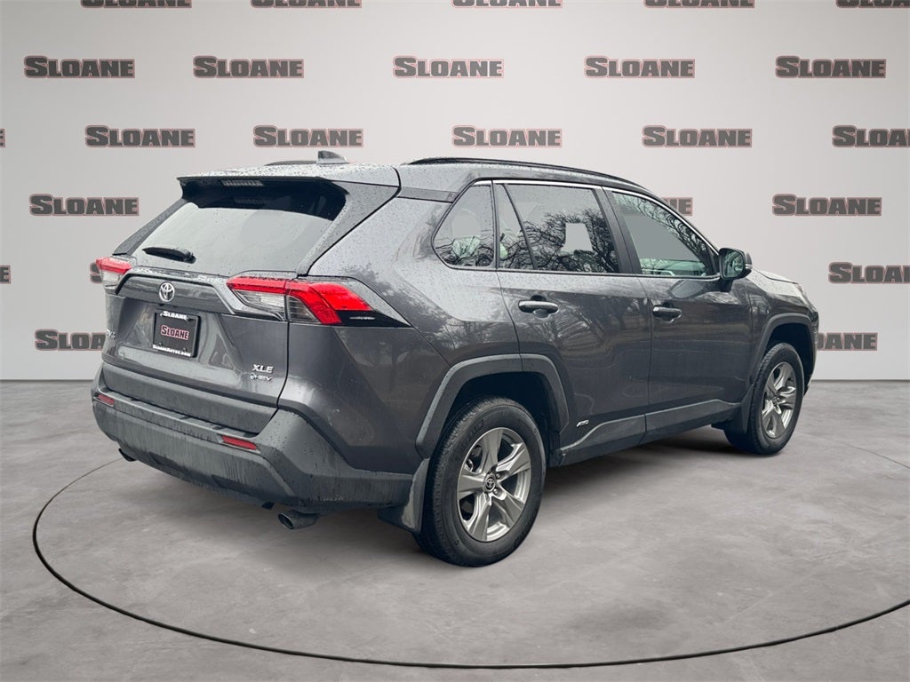 2025 Toyota RAV4 HYBRID XLE