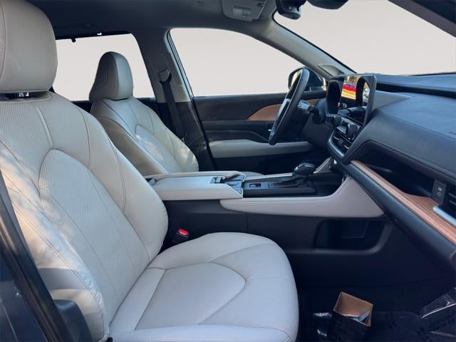 2025 Toyota GRAND HIGHLANDER Limited