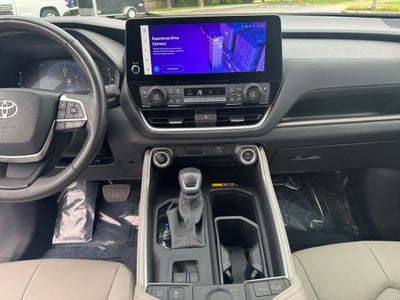 2024 Toyota Grand Highlander XLE