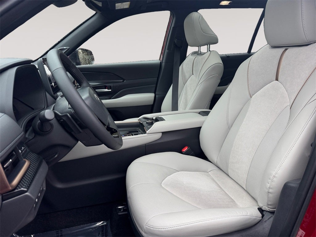 2026 Toyota GRAND HIGHLANDER HEV MAX Limited