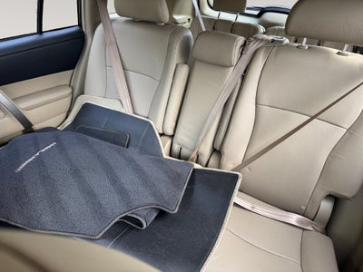 2013 Toyota HIGHLANDER SE