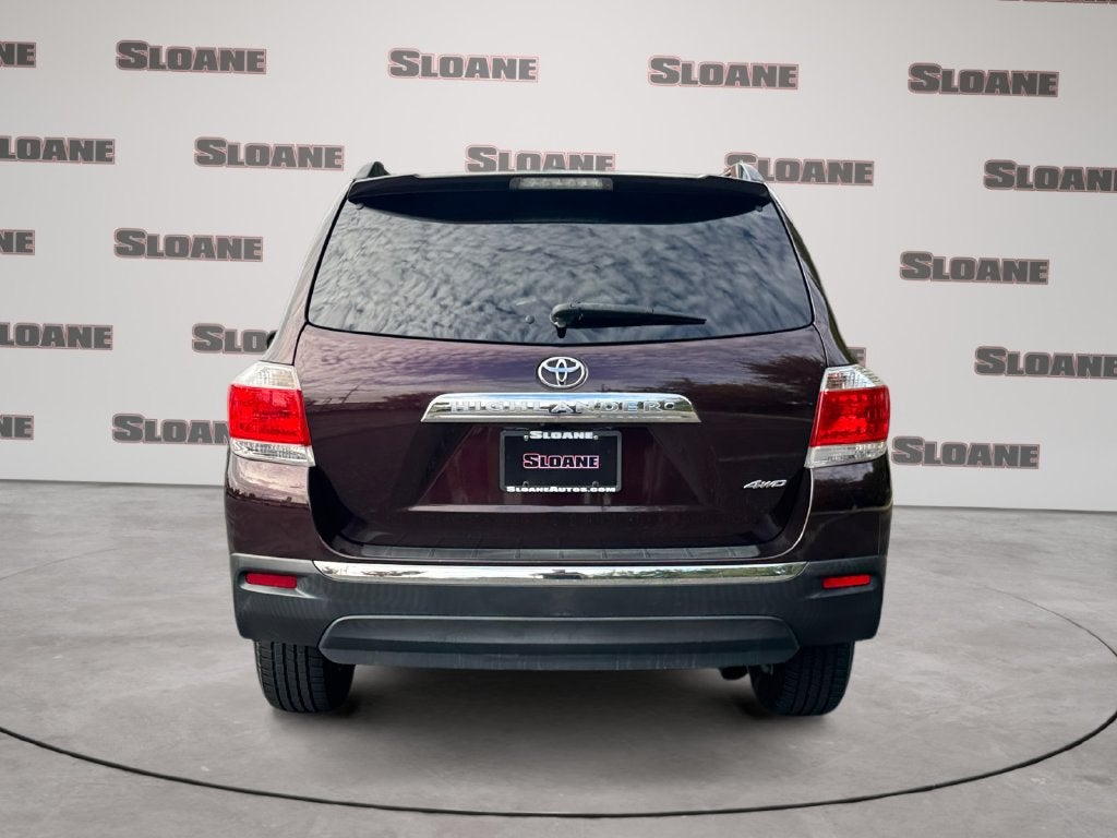 2013 Toyota HIGHLANDER SE