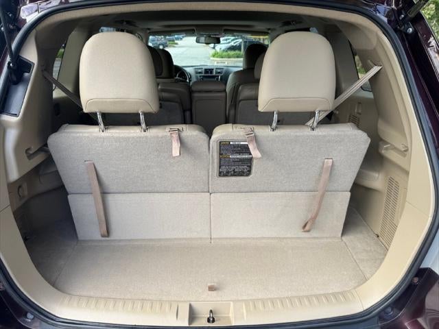 2013 Toyota HIGHLANDER SE