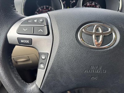 2013 Toyota HIGHLANDER SE