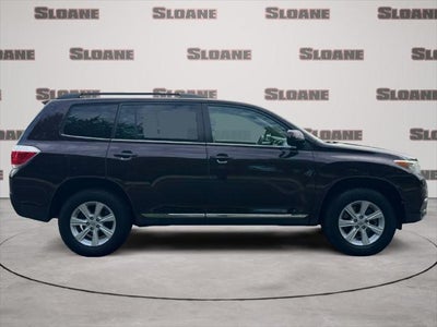 2013 Toyota HIGHLANDER SE