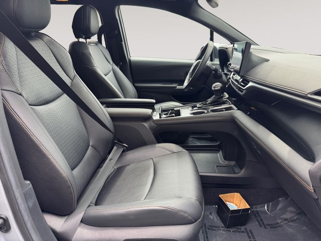 2025 Toyota Sienna Woodland Edition