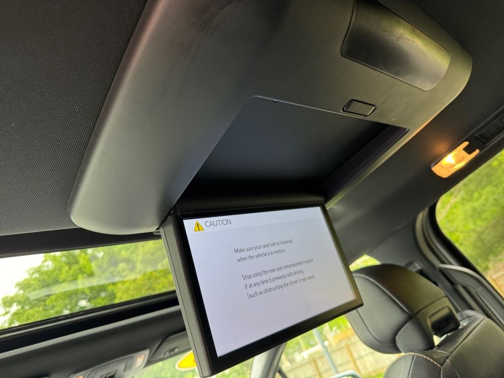 2025 Toyota Sienna Woodland Edition