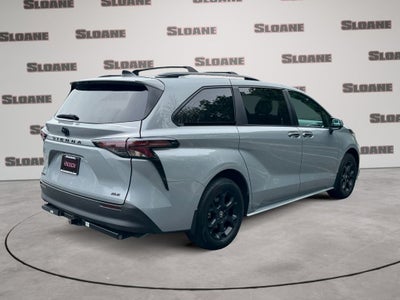 2025 Toyota Sienna Woodland Edition