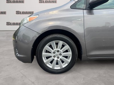 2017 Toyota Sienna XLE 7 Passenger
