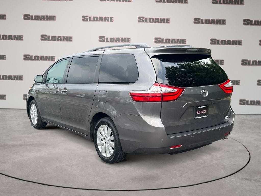 2017 Toyota Sienna XLE 7 Passenger