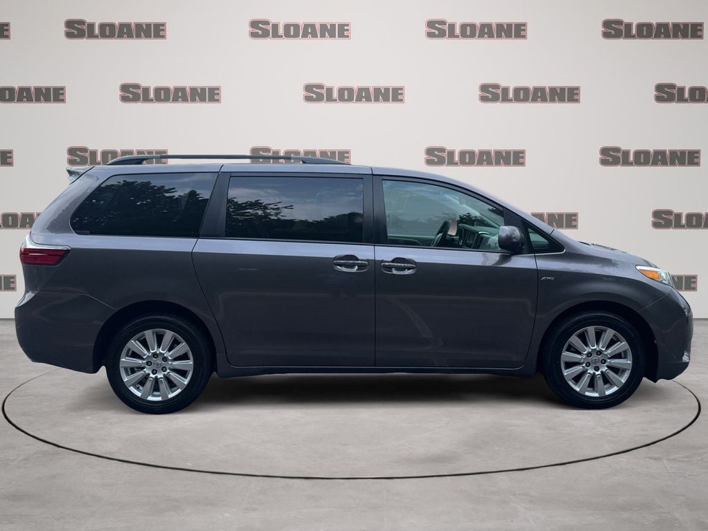 2017 Toyota Sienna XLE 7 Passenger