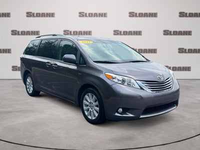 2017 Toyota Sienna XLE 7 Passenger