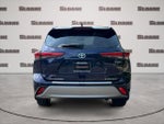 2023 Toyota Highlander Hybrid Platinum