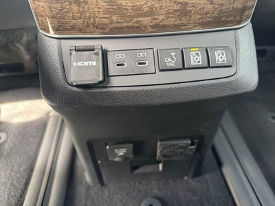 2025 Toyota SIENNA PLT AWD Platinum 7 Passenger