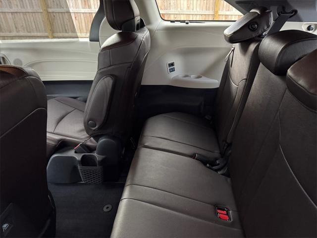 2023 Toyota SIENNA PLT AWD Platinum 7 Passenger