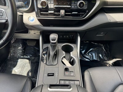 2021 Toyota Highlander Hybrid XLE